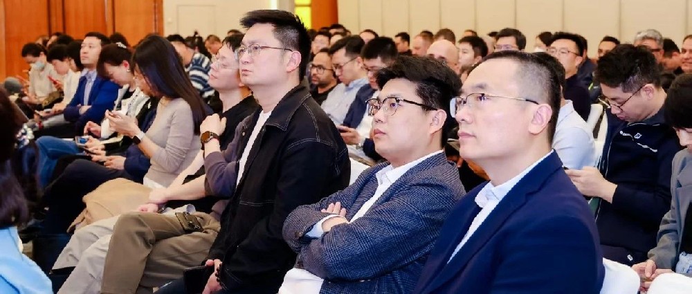 華鼎偉業(yè)攜手京東方晶芯科技，共赴MLED顯示新紀(jì)元!